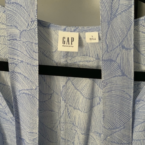 Maternity Blue Floral Print Wrap Dress - Gap - Picture 3 of 3
